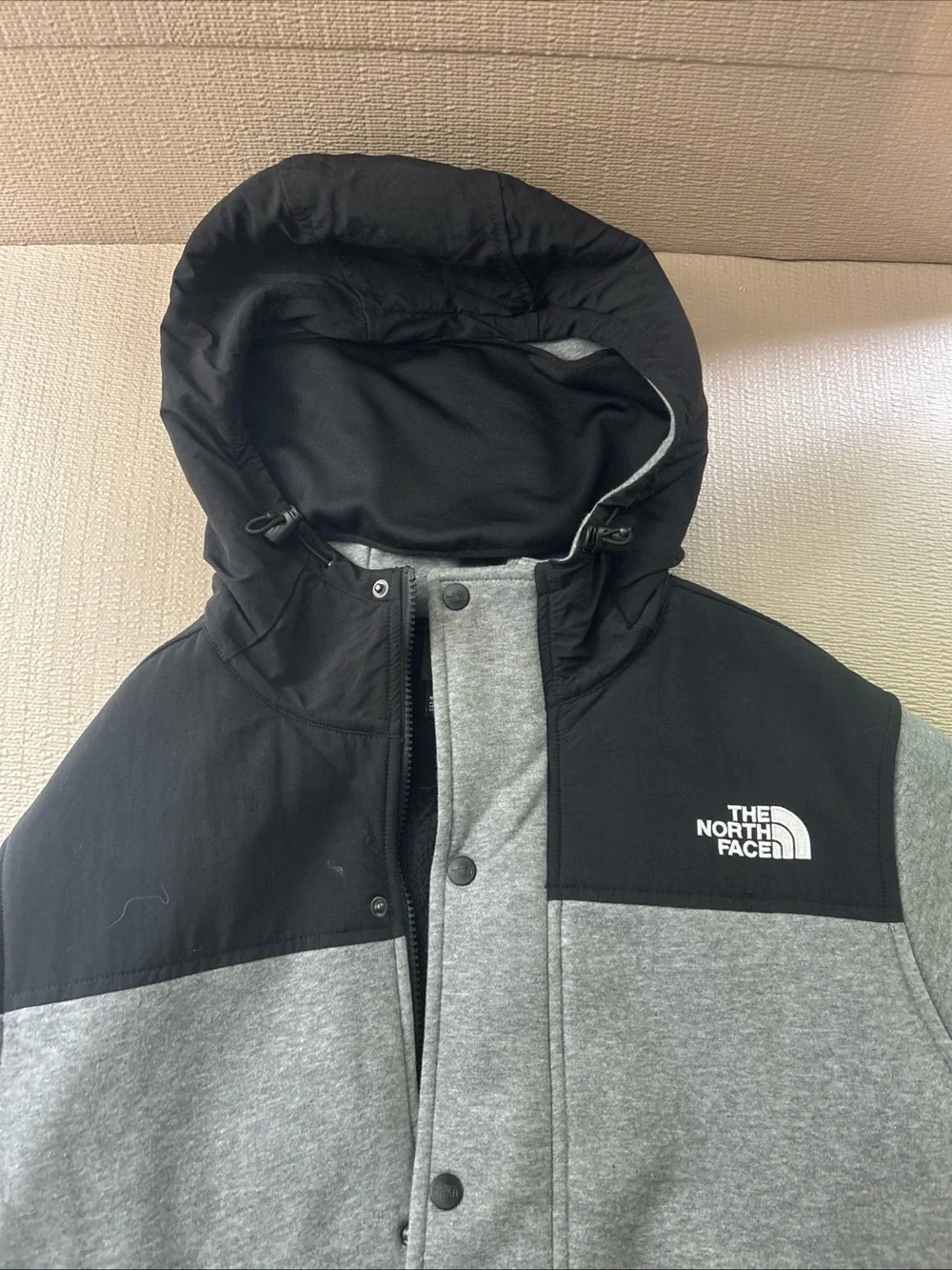 The North Face Men’s Gray and Black Hooded Fleece Jacket
